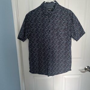 Claiborne Men's Casual Button Down Shirt - Navy Floral Medium